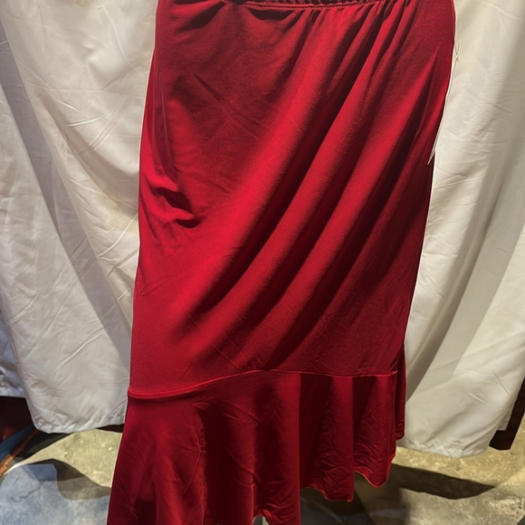 Red maxi skirt dressy polyester contrast hemline NWT by modes crystal - Picture 2 of 8